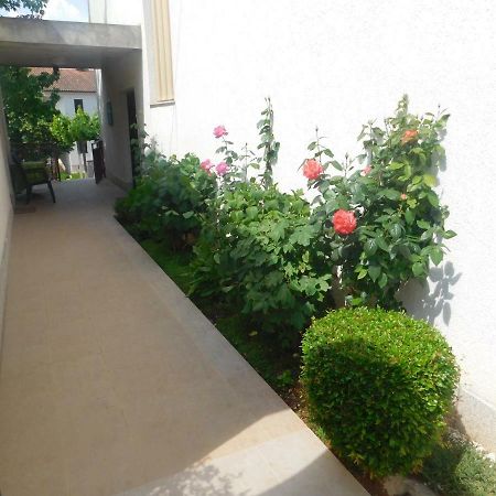 Apartment Artusi بولا المظهر الخارجي الصورة