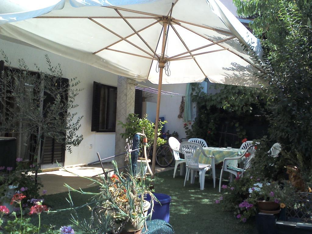Apartment Artusi بولا الغرفة الصورة