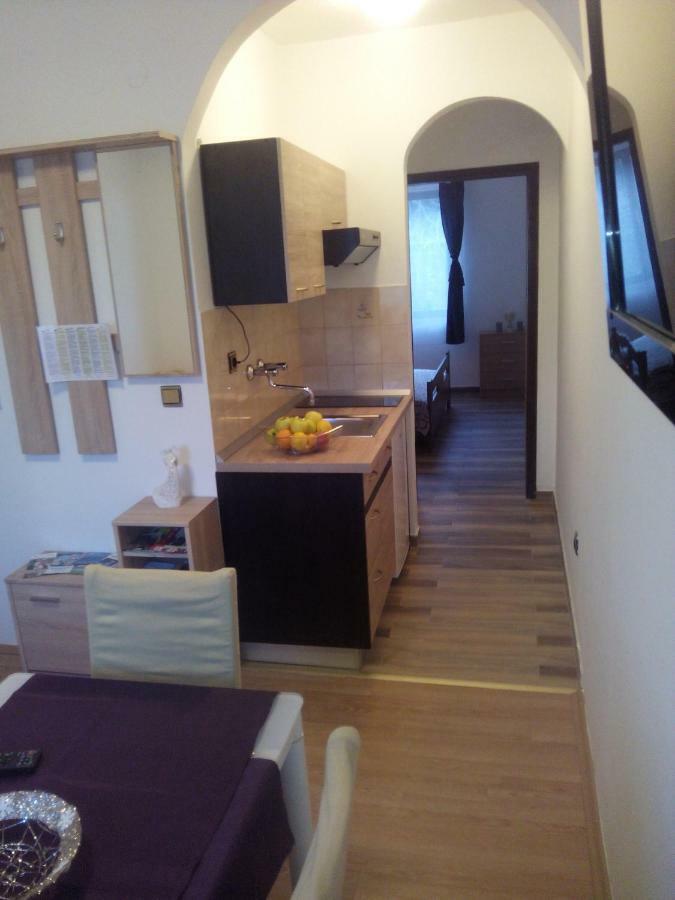 Apartment Artusi بولا المظهر الخارجي الصورة