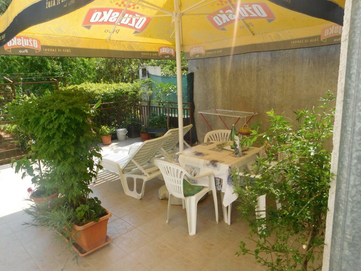 Apartment Artusi بولا المظهر الخارجي الصورة