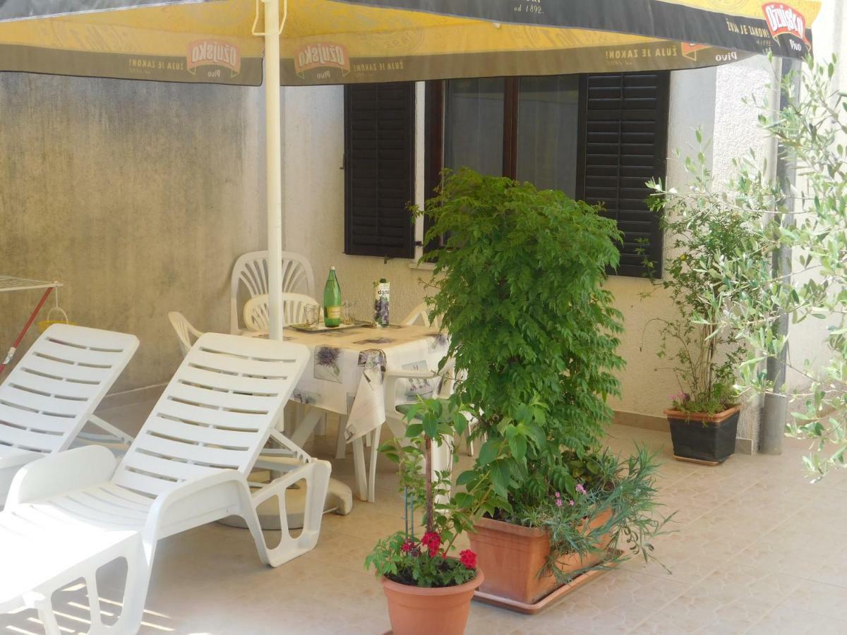 Apartment Artusi بولا المظهر الخارجي الصورة