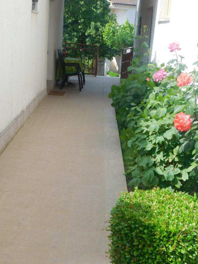 Apartment Artusi بولا المظهر الخارجي الصورة