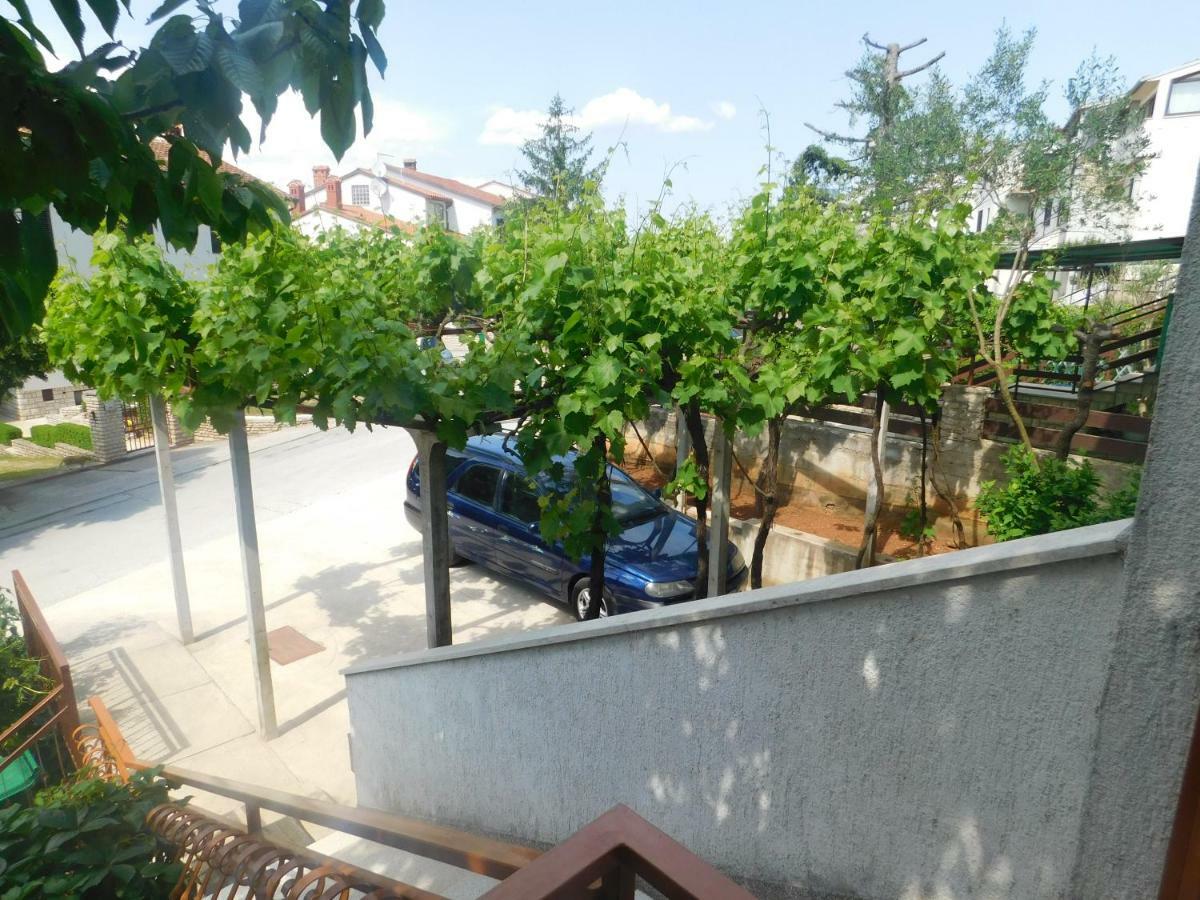 Apartment Artusi بولا المظهر الخارجي الصورة