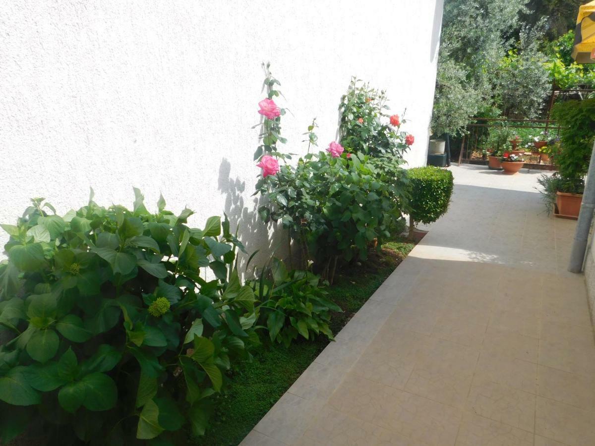 Apartment Artusi بولا المظهر الخارجي الصورة